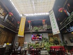 -蔼若春.传承三十年云南菜(金碧公园店)