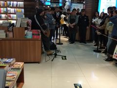 -新华书店(沙坪坝书城店)
