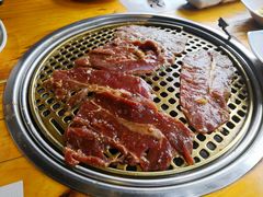 -唯成•韩国炭火烤肉 유성고기