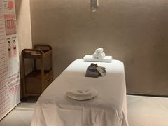 -灸春堂·艾灸·痛症·整脊连锁(之江银泰店)