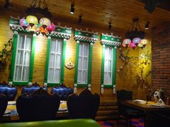 -米德维奇俄式西餐厅(西六道街店)