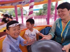 -七彩云南欢乐世界