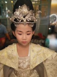 点击看大图 -盘子女人坊古装写真摄影(长春总店)