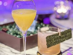 -OZONE 顶楼酒吧(香港丽思卡尔顿酒店)