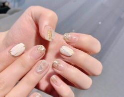 -Pink You美甲洗眉纹绣定制中心