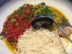 剁椒鱼头-香厨中餐厅(松北香格里拉店)