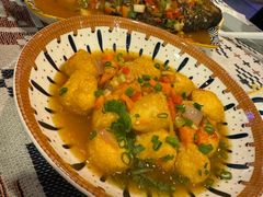 -拾光音乐餐酒吧(告庄星光夜市店)