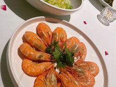 -醉辉皇上海之巅(上海中心大厦店)