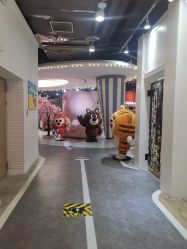 -多元宝贝世界(曲江彩虹谷店)