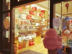 -VENCHI 闻绮(上海佛罗伦萨小镇店)