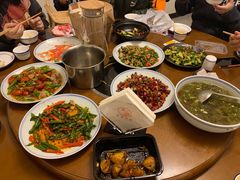 -茅台镇网红溶洞餐厅·茅帮菜馆