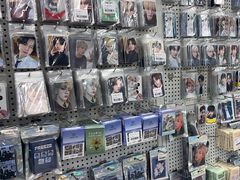 -Love Star追星馆(上海大悦城店)