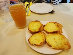 奶酪蒜面包-老井俄式餐厅