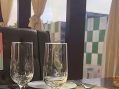 -卡普里披萨·牛扒·下午茶