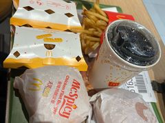 -麦当劳(百联西郊购物中心店)
