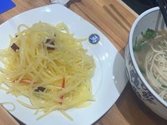 -西部马华清真兰州牛肉面·烧烤夜市(三里河店)