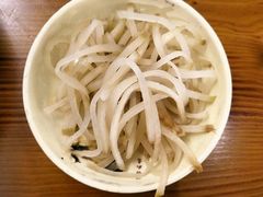 -丽虹云南过桥米线(兴工街店)