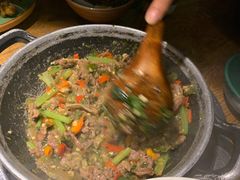 猫儿山的小黄牛-吃饭皇帝大土家民族菜(正大广场店)