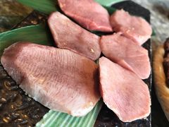 厚切牛舌-炼火烤肉店