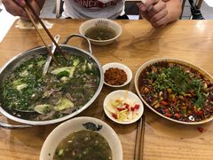 -杨三孃跷脚牛肉(中粮鸿云悦街店)