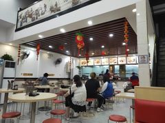 大堂-银记肠粉店(市二宫店)