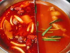 -湊湊火锅·茶憩(新中关购物中心店)