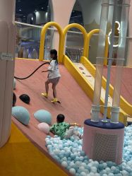 -奈尔宝家庭中心·亲子餐厅(鄞州万达店)