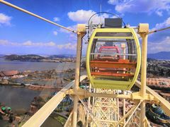 -七彩云南欢乐世界