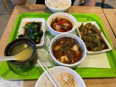 -老乡鸡(南京金宝商业广场店)