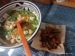 -蜗牛小馆醉乡民谣云南菜(惠新西里店)