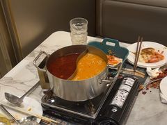 -金马门国际美食百汇(珞喻路店)
