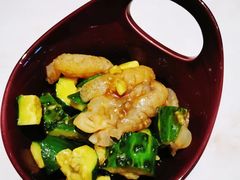 海蜇头拌黄瓜-丁字口海鲜热炒·烧烤大排档