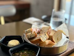 餐前面包-y SEA·西班牙餐厅(阿那亚·北戴河店)