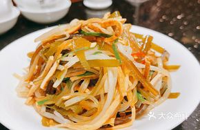 Assorted Tofu Noodles