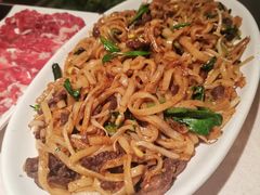 干炒牛河-潮泰牛肉火锅 · 创于1992年(车公庙店)