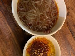 麻酱小料-万记麻辣烫国展总店