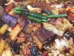 蔬菜烤鱼-古城苗家土菜馆(河景餐厅店)