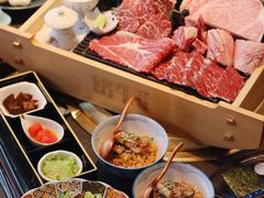 -铭牛烧肉·和牛海鲜自助(高新月牙湖店)