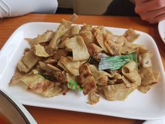 -莲餐厅·湖北菜·潜江小龙虾店(愚园路店)