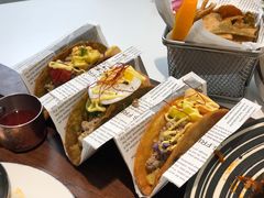 -露露家咖啡店