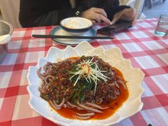 -洪霞餐馆·川菜·鲜货现炒(两江春城店)