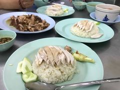 烤猪肉-红大哥水门鸡饭(總店)
