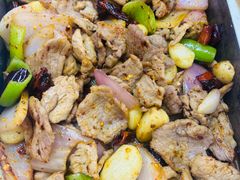 -老东镇啤酒屋海鲜加工·蒸汽海鲜·海鲜烧烤(台东店)