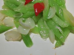 -吴越荣记苏州菜·松鼠桂鱼100%活鱼现做(斜塘老街店)