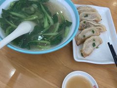 -小姜锅贴(凤凰街店)