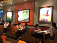 大堂-The Habit Burger Grill 哈比特汉堡(复兴soho店)