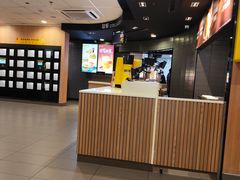 -麦当劳(民盈·国贸城店)