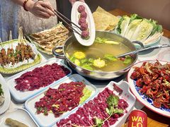 -乡土黄·鲜牛肉火锅·小龙虾(兴业街店)