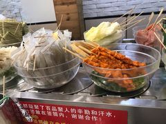-百品聚旋转火锅(万德庄店)