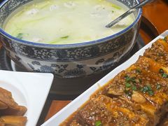 -牛头鱼庄·地道广西菜(西明店)